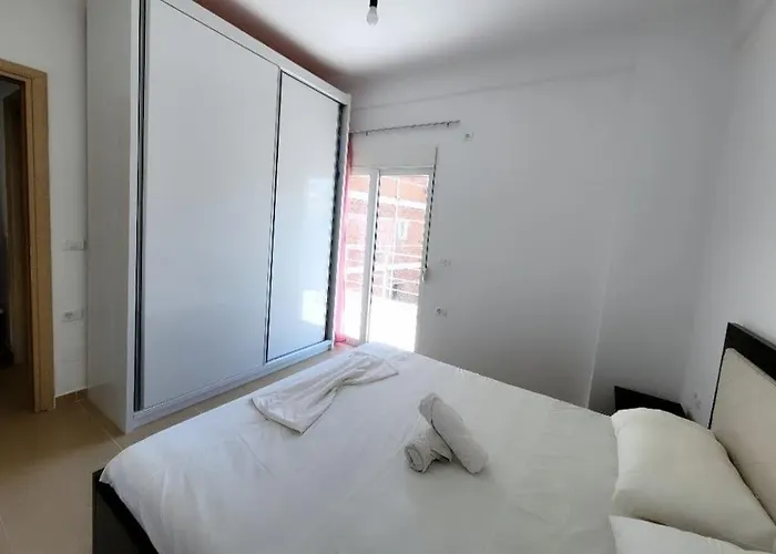 Relax New Apartment-rare Find Near Port Sarandë
